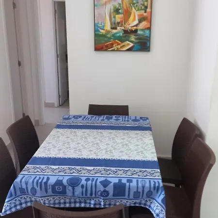 Apartamento próximo ao mar Toninhas!-3