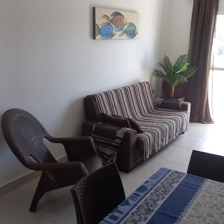 Apartamento próximo ao mar Toninhas!-2
