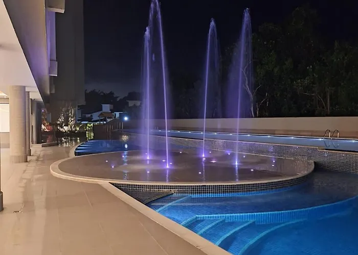 Apto Cond Clube Piscina Coberta Aquecida Itaguá